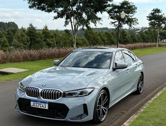 BMW 320i 2.0 16V TURBO FLEX M SPORT AUTOMÁTICO BMW 320i 2.0 16V TURBO FLEX M SPORT AUTOMÁTICO
